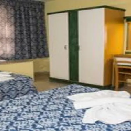 Hotel apartamentowy Burlington 3*