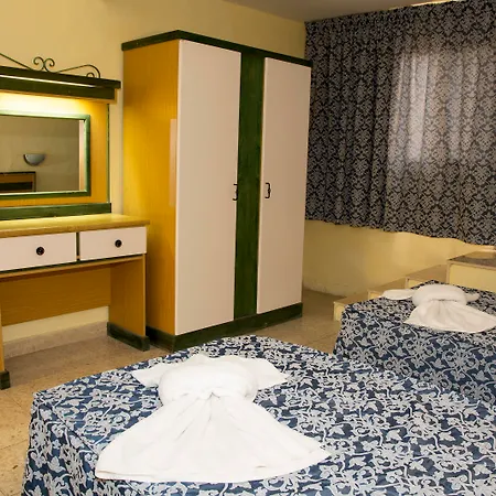 Hotel apartamentowy Burlington 3*