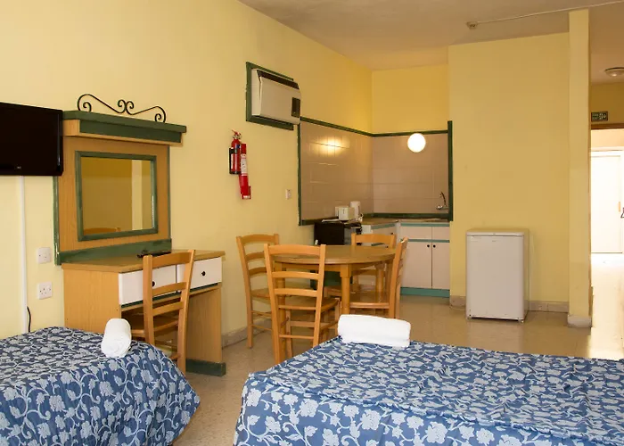 Aparthotel Burlington 3*