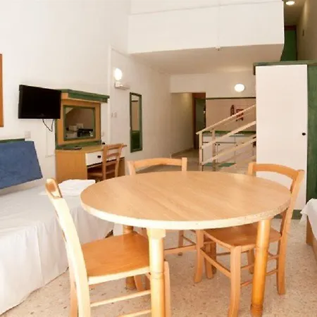 Apart-hotel Burlington St. Julian's