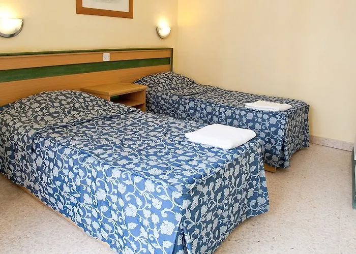 Burlington 3* Saint Julian's