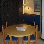 Aparthotel Burlington Saint Julian's