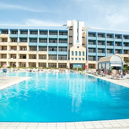 Апарт-отель Burlington 3*