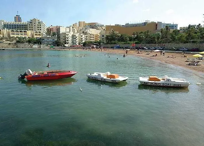 Aparthotel Burlington San Ġiljan